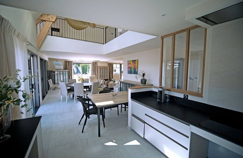 Carantec Villa | NEW - Villa 300 meters from the beach, heated indoor pool, sea view