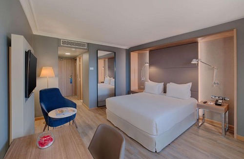 Nice Hotel | NH Nice