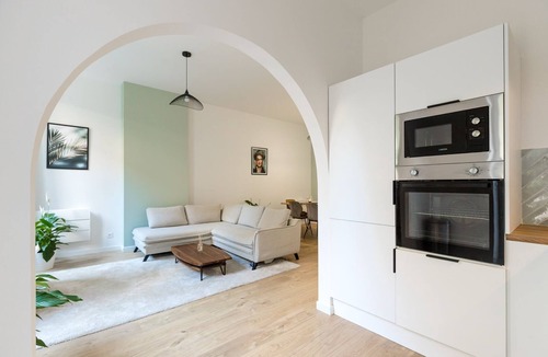 Prefecture Apartment | Nice 3BR flat with balcony & terrace - Castellane