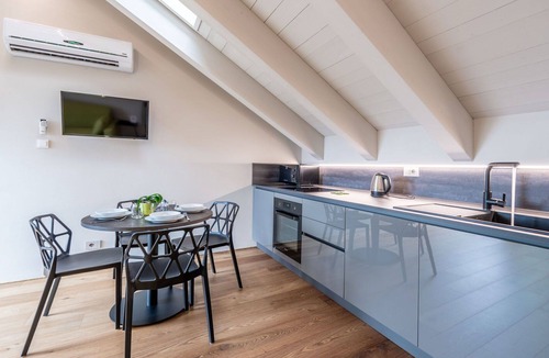 Briaglia Apartment | Nice apartment for 4 people with WIFI, A/C, TV, terrace and panoramic view