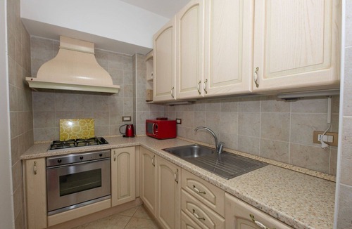 Baveno Apartment | Nice apartment for 4 people with WIFI, TV, patio and pets allowed
