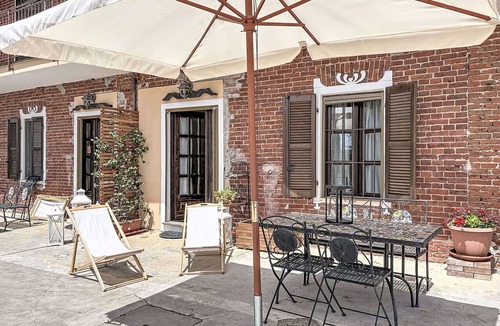 Asti Apartment | Nice apartment for 6 people with WIFI, TV, patio and panoramic view
