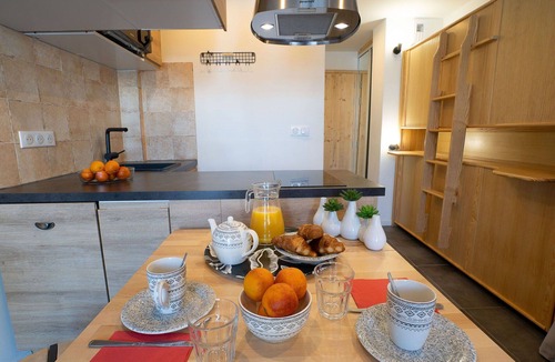 Val Claret Apartment | Nice apartment for 2 guests with WIFI, TV, balcony and panoramic view