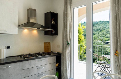 Pontedassio Apartment | Nice apartment for 6 people with pool, WIFI, patio and pets allowed