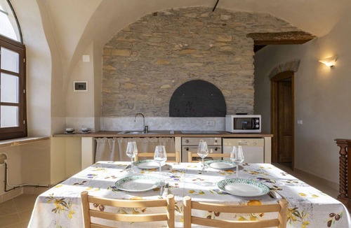 Prela Apartment | Nice apartment for 6 people with WIFI, pool, TV, patio, pets allowed and panoramic view