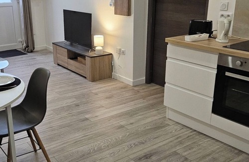 Toul Apartment | Nice apartment T2 50m² quiet, PMR access, near downtown