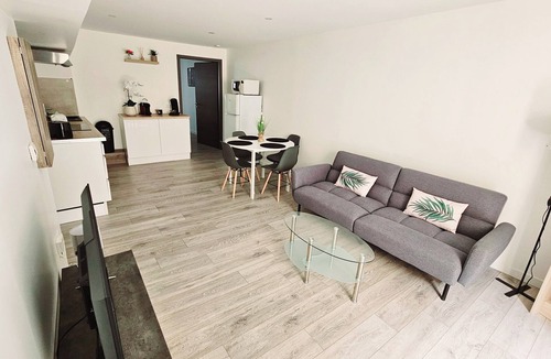 Toul Apartment | Nice apartment T2 50m² quiet, PMR access, near downtown