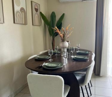 Saint-Roch Apartment | Nice french Riviera, parking gratuit, Tram L1 AU PIED de l'immeuble