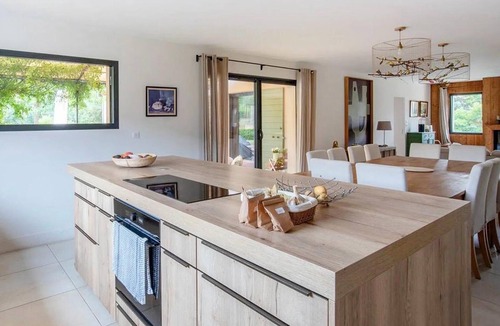 La Roque-Esclapon House | Nice home in La Roque-Esclapon