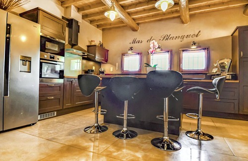 Vallabregues House | Nice home in Vallabregues