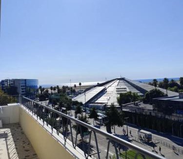 L'Arenas House | NICE PARC PHOENIX