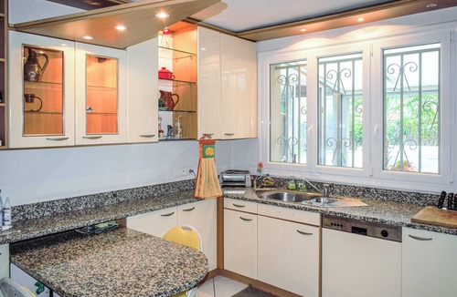 Vic-en-Bigorre House | Nice vacation home with beautiful swimming pool north of Tarbes.