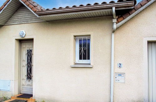 Vic-en-Bigorre House | Nice vacation home with beautiful swimming pool north of Tarbes.