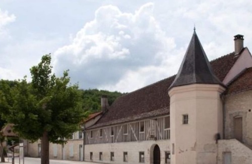 Ville-Sous-la-Ferte House | Nigloland - Champagne vineyards - Clairvaux Abbey - Colombey les 2 eglises