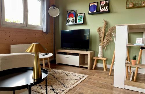 Tregastel Ski Chalet | Northwood, Bain nordique, terrasse