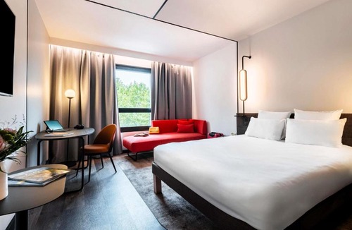 Quartier Administrations Hotel | Novotel Atria Nimes Centre