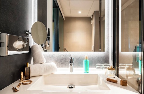 Quartier Administrations Hotel | Novotel Atria Nimes Centre