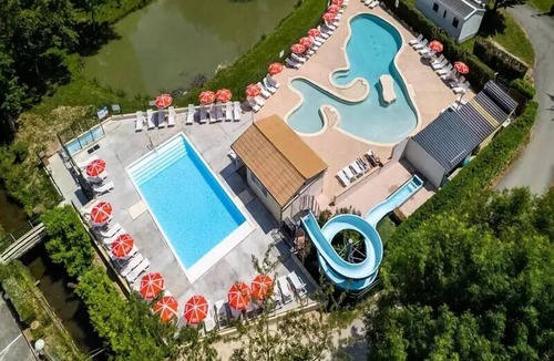 Touquin House | Noya Privilege 4-Bedroom Mobile Home for 6 People + TV