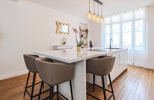 Barbatre House | Opaline House