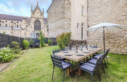 Barbatre House | Opaline House