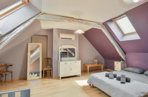 Degagnac House | Orchidee