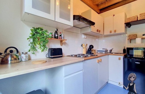 Bielle Apartment | Ossalois Cottage, Pool & Mountain View for 7 People