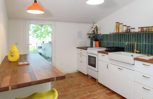Sollies Pont Apartment | Outbuilding of a mas provençal