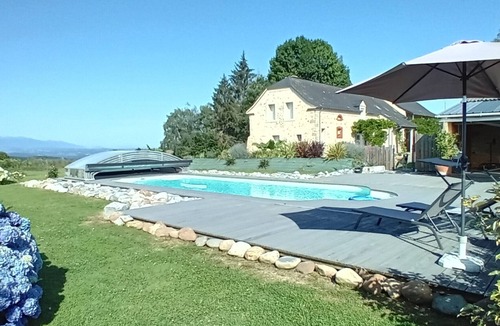 Saint-Vincent Cottage | PANORAMA on the Pyrenees, "Les 3 Collines" sports and well-being holidays