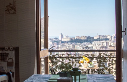 Marassi House | Panoramic quiet flat with private parking (pet friendly)