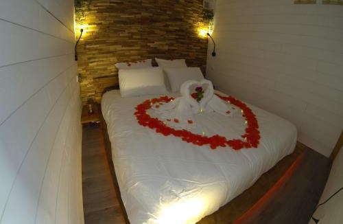Le Puyricard Bed & Breakfast | paradis pour deux