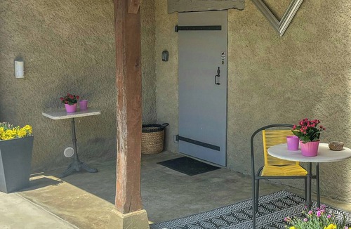 L'Isle-Jourdain House | Peaceful miller's house gite near L'Isle-Jourdain