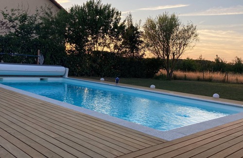 Roussy-le-Village Villa | Peaceful villa with swimming pool 20 minutes from Luxembourg City