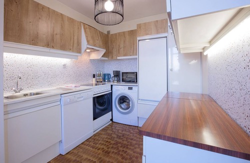 Cassis Apartment | PEPSI CASSIS - by Winkyhouse