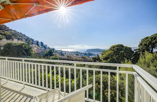 Riquier Apartment | Perfect 2-Bedroom Apartment with AC, Sea View & Terrace in Charming Nice, Garage