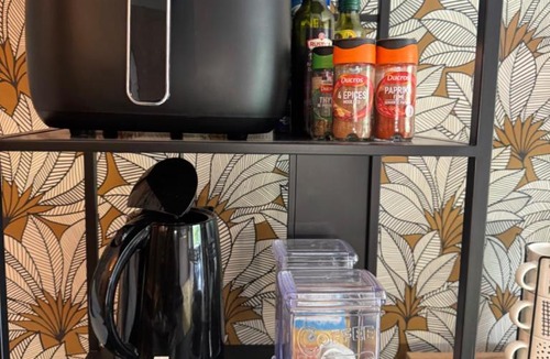 Rives de Meurthe Apartment | Petit Cocon des Rives Proche Stanislas-terrasse & parking gratuit