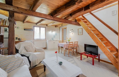 Issenhausen Cottage | Petit'gite Le Bouton d'Or "bi's anstetts"