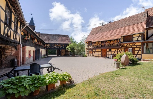 Issenhausen Cottage | Petit'gite Le Bouton d'Or "bi's anstetts"