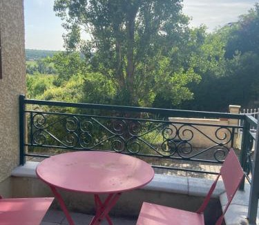 Lussan Apartment | Petit logement confortable dans le Gers