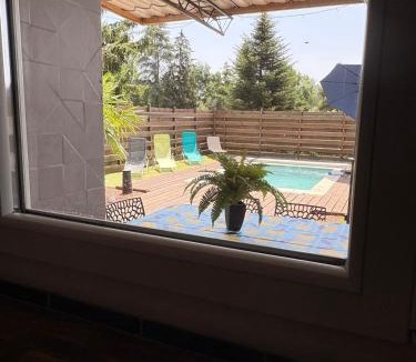 Saint-Vite House | Petite maison avec piscine Séjour de détente