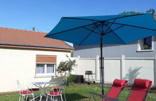 Luneville House | Petite maison rénovée proche centre Lunéville, jardin, barbecue, parking privatif, à 30 min de Nancy - FR-1-584-180
