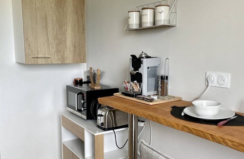Saint-Brieuc Apartment | Pleasant 2-room apartment close to shops and train