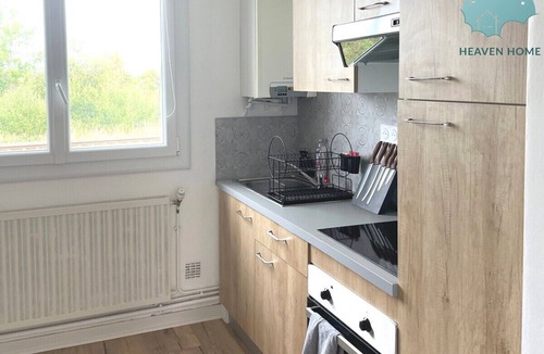 Saint-Brieuc Apartment | Pleasant 2-room apartment close to shops and train