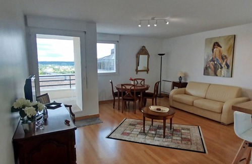 Blois Apartment | Pleasant family apartment overlooking the Loire