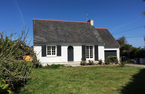 Tredrez-Locquemeau House | Pleasant ground floor villa for 4 people 60m from the sea