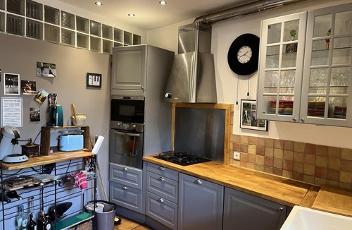 Vielle-Chapelle House | Pleasant village house garden, bbc game room - 5' from beach + Housework free