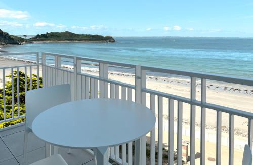 Trebeurden Apartment | PORS-MABO T3 piscine et vue mer