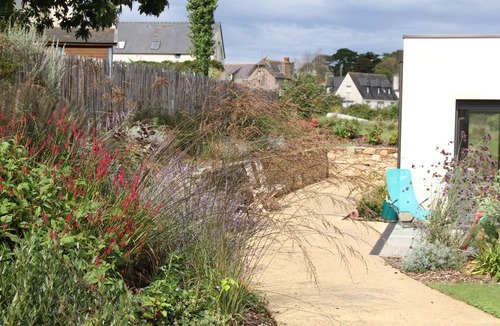 Penvenan House | Port-blanc, 5 min from the beaches, new 9-room gite in large charming garden