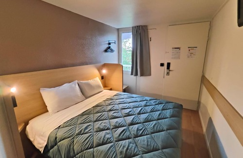 Tarbes Hotel | Premiere Classe Tarbes - Bastillac