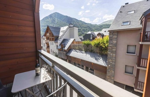 Saint-Lary-Soulan Apartment | Premium apartment - Pool - 8/10p - Saint Lary village