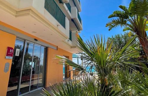 Menton Hotel | Princess Et Richmond